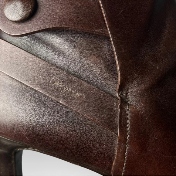 Salvatore Ferragamo Thio Ankle Booties in Chocolate Brown Leather 8.5 - Picture 13 of 16